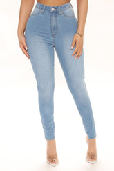 Soho Super Stretch High Rise Jeggings - Light Blue Wash